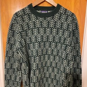 Patagonia recycled wool sweater - green